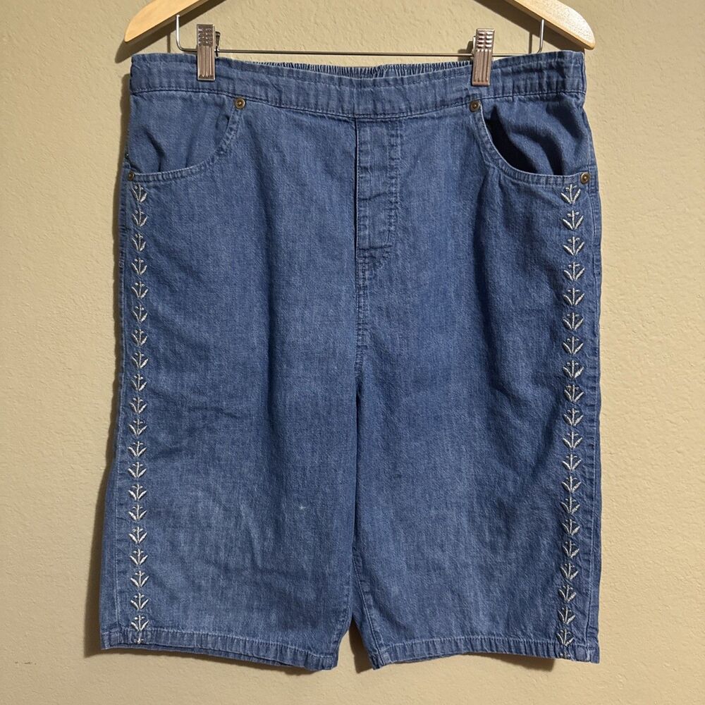 American Sweetheart Capri Pull On Embroidery - Size 16